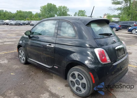 2015 Fiat 500E Battery Electric из США, поврежденный, VIN 3C3CFFGE4FT689654